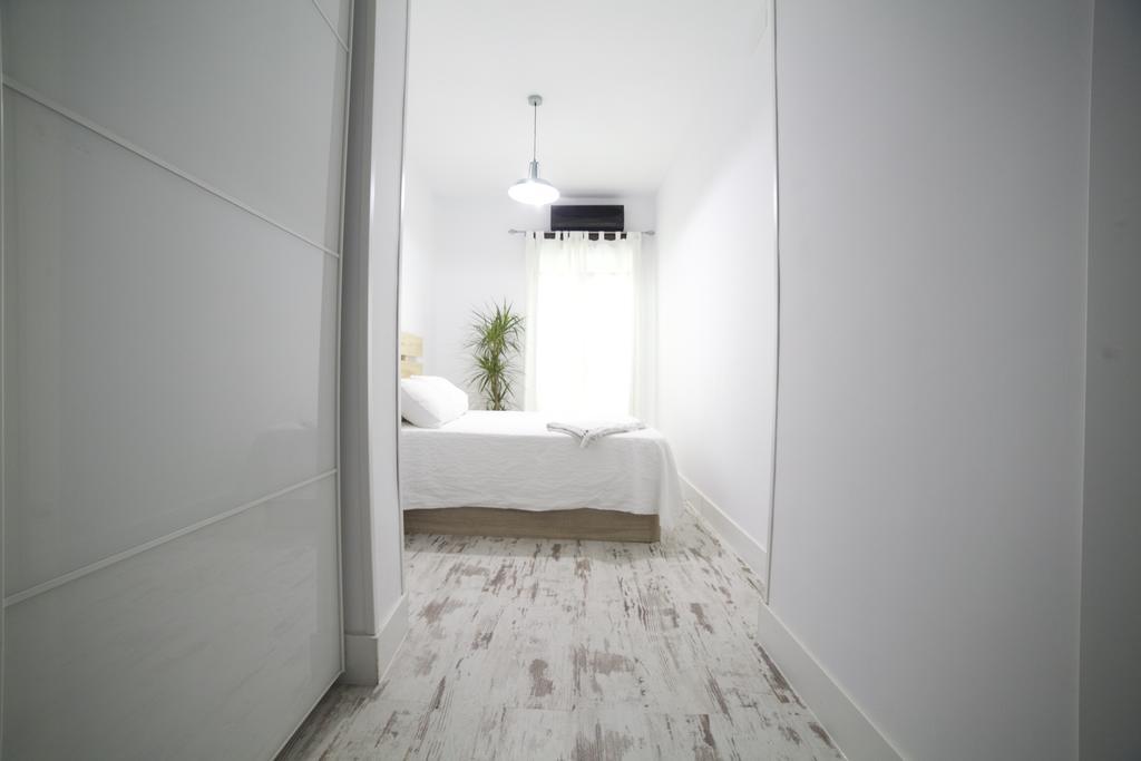 Apartments Madrid Las Letras Exterior photo